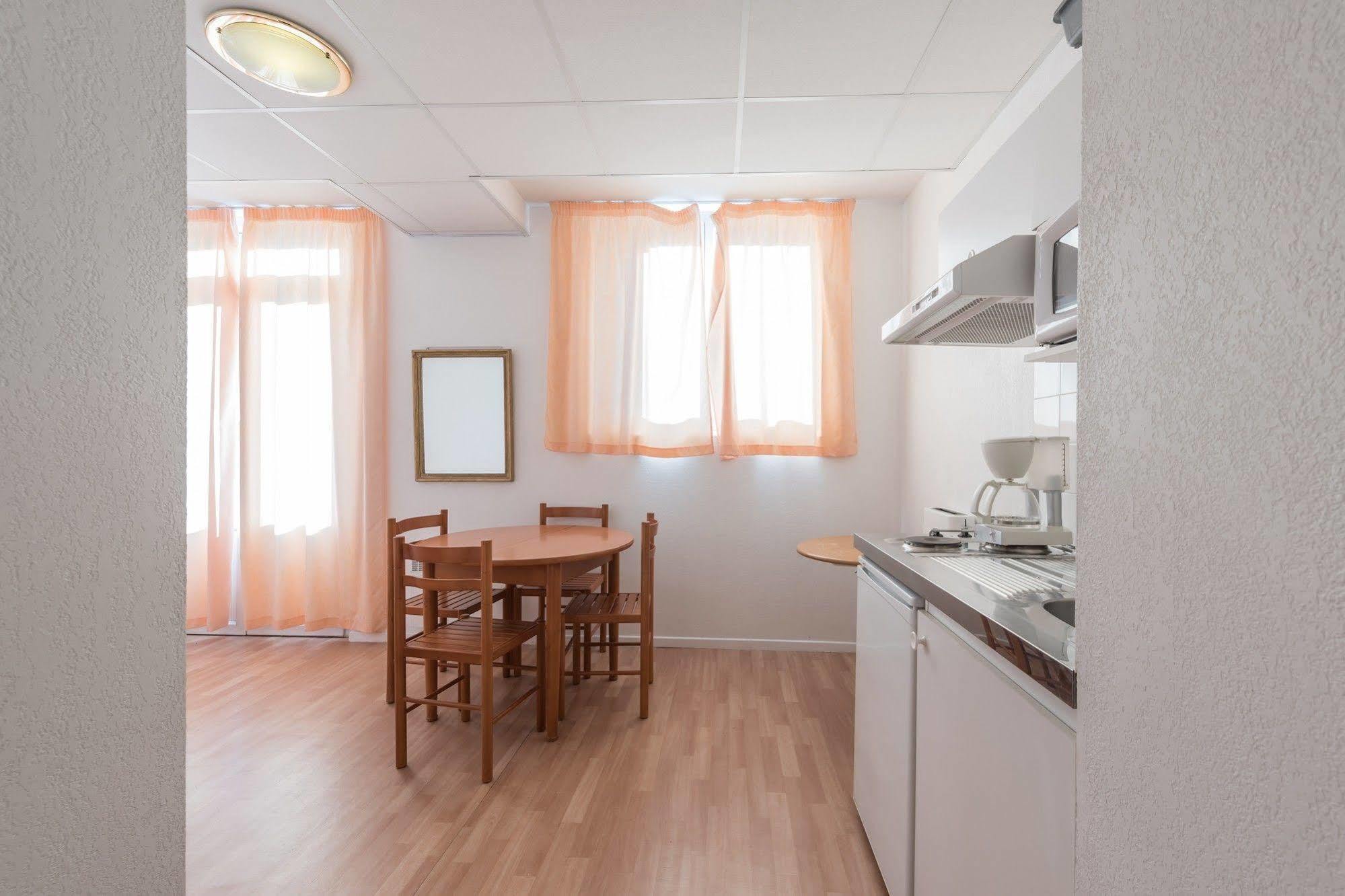 City Residence Termalia Capvern Zewnętrze zdjęcie